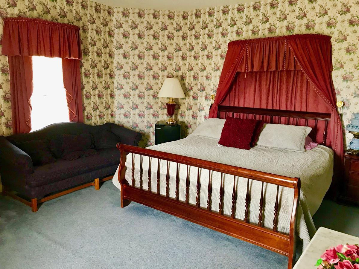 Rabbit Creek Bed & Breakfast Versailles Экстерьер фото