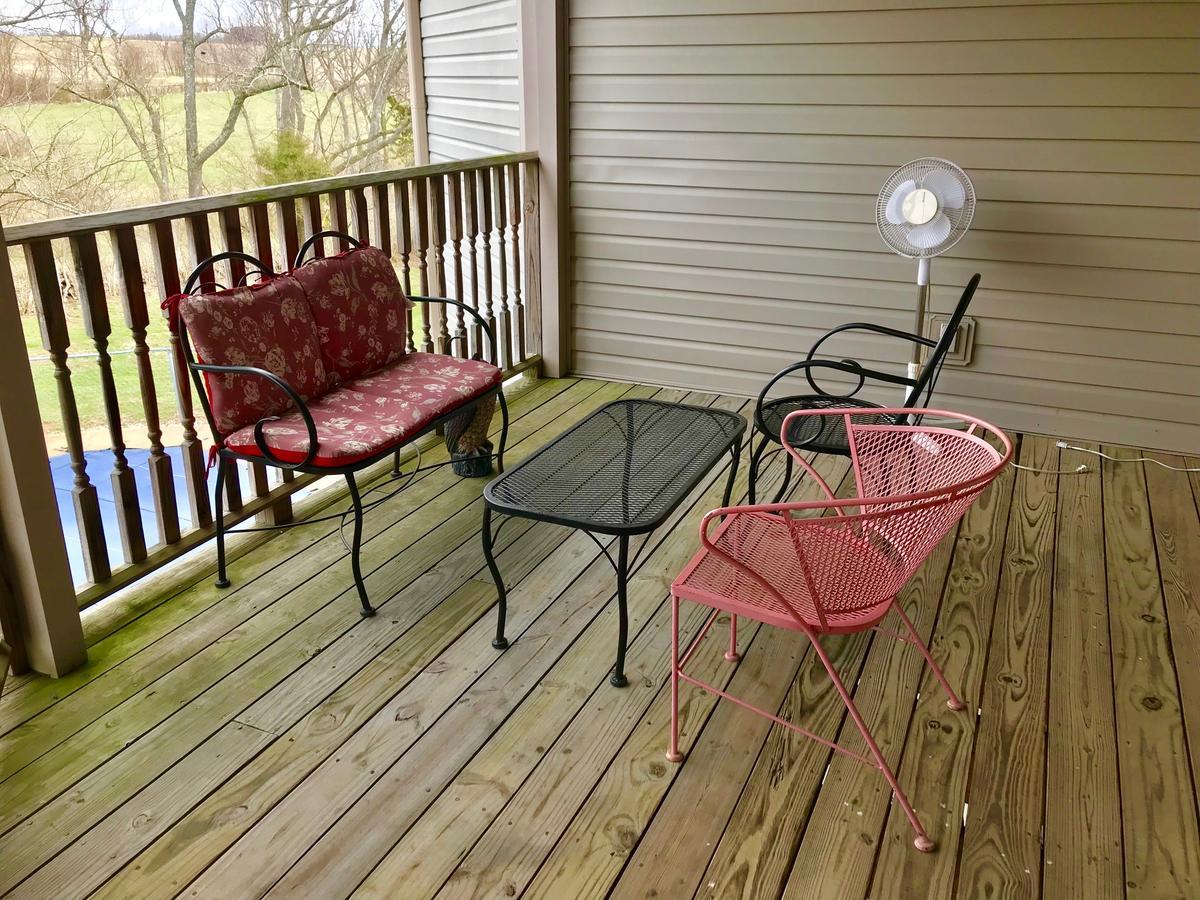 Rabbit Creek Bed & Breakfast Versailles Экстерьер фото